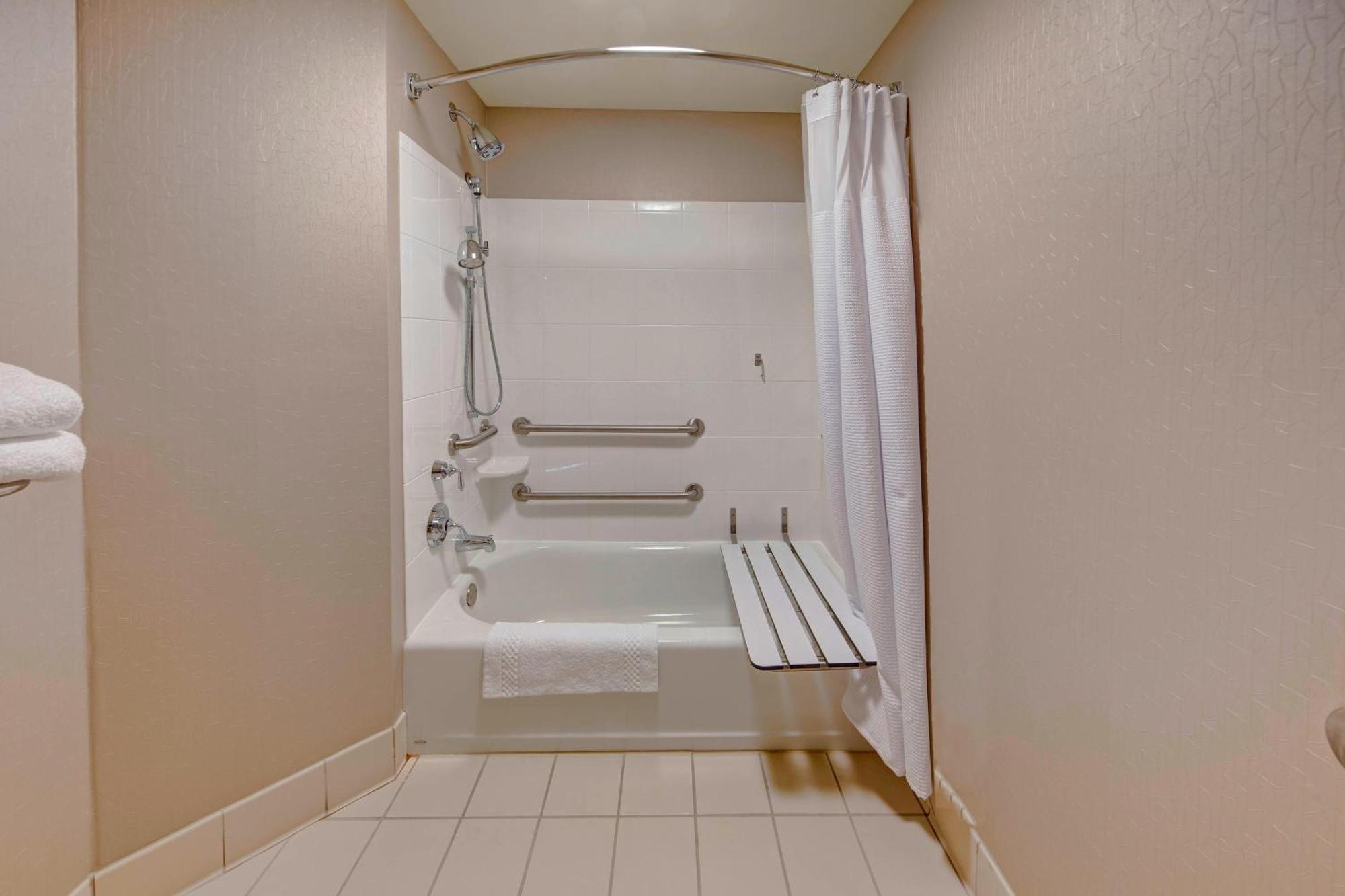 Springhill Suites By Marriott Naples Golden Gate Exterior photo
